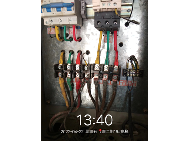 岳麓青城二期項目--塔吊、電梯月檢